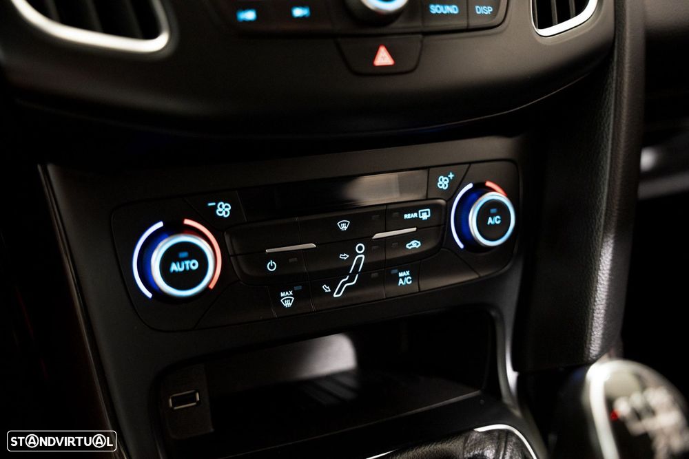 Ford Focus 1.0 EcoBoost Titanium - 7