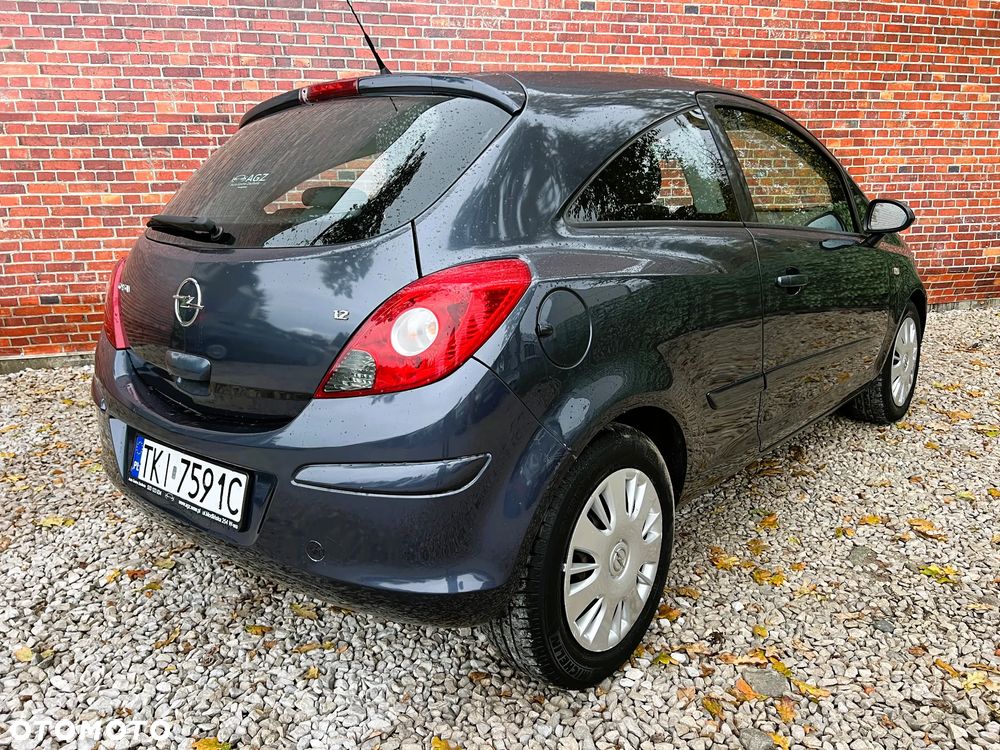 Opel Corsa - 4