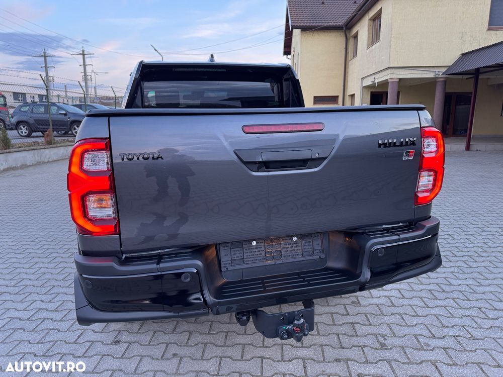 Toyota Hilux 4x4 Double Cab Autm. GR Sport - 25