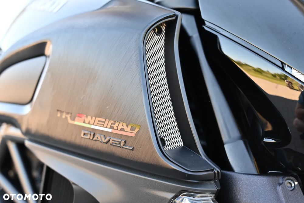 Ducati Diavel - 36