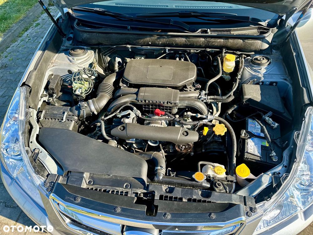 Subaru Legacy - 24