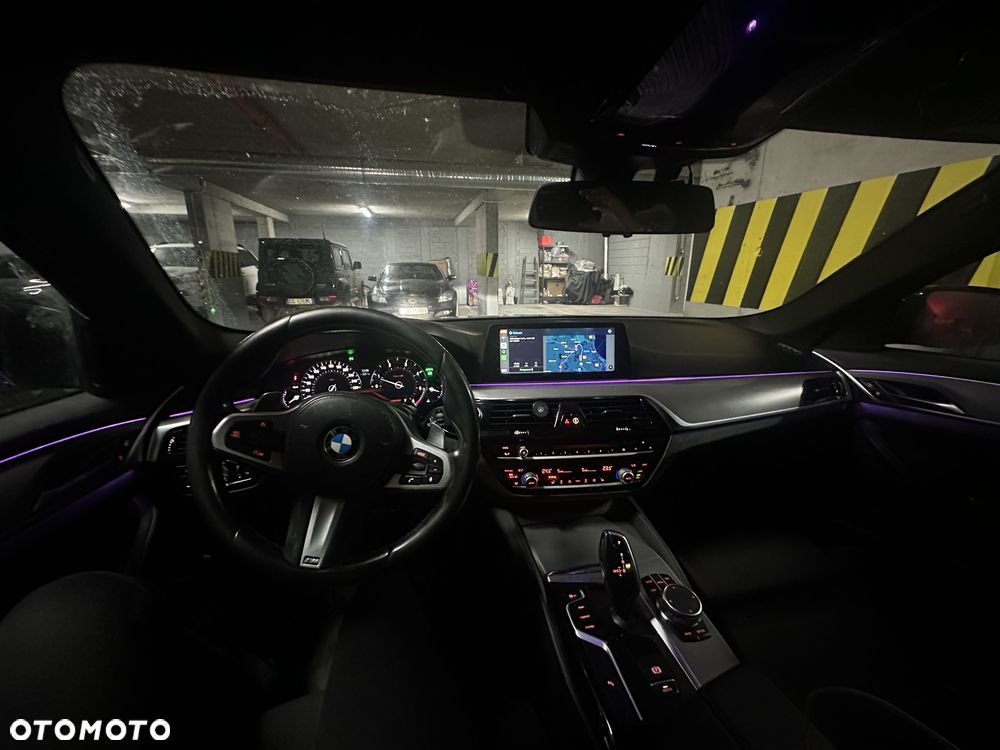 BMW Seria 5 520d xDrive - 3