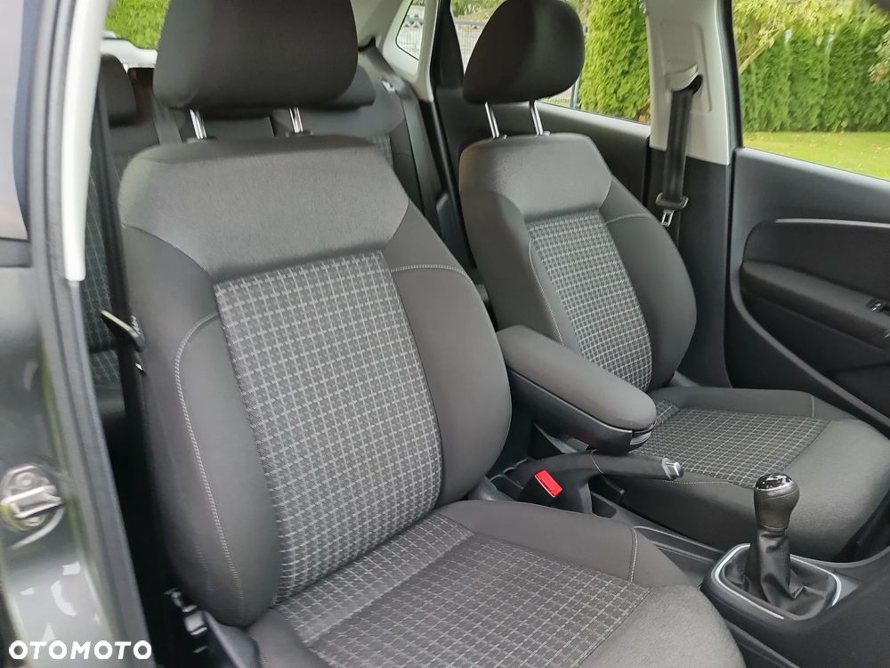 Volkswagen Polo 1.4 TDI (Blue Motion Technology) Highline - 9