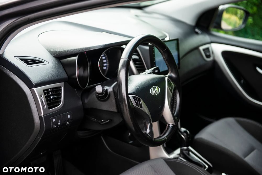 Hyundai i30 1.6 GDI Premium - 20