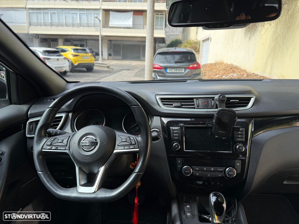 Nissan Qashqai 1.5 dCi N-Connecta DCT - 8