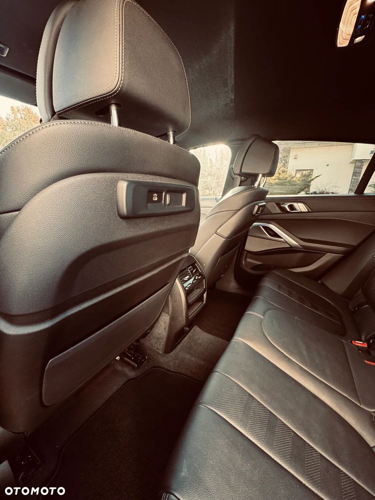 BMW X6 xDrive30d - 18