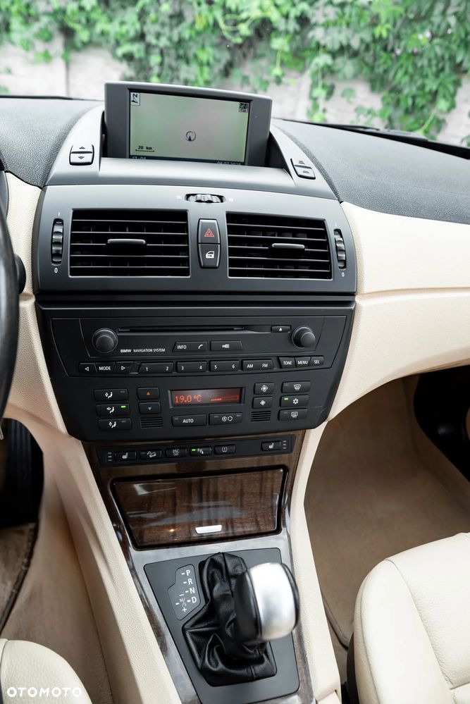 BMW X3 3.0i - 34