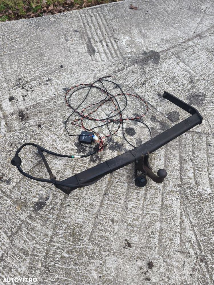 Cârlig de remorcare Thule Volkswagen Passat B6 2005-2010 - 1