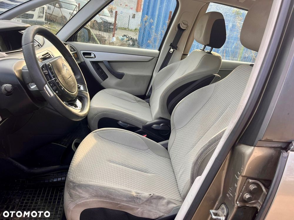 Citroën C4 Picasso - 11