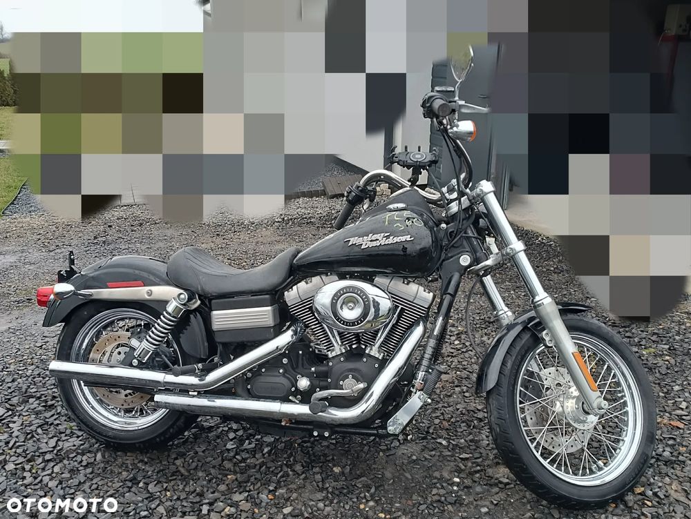 Harley-Davidson Dyna Street Bob - 17