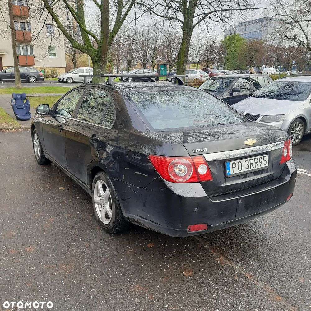 Chevrolet Epica 2.0 LS - 2