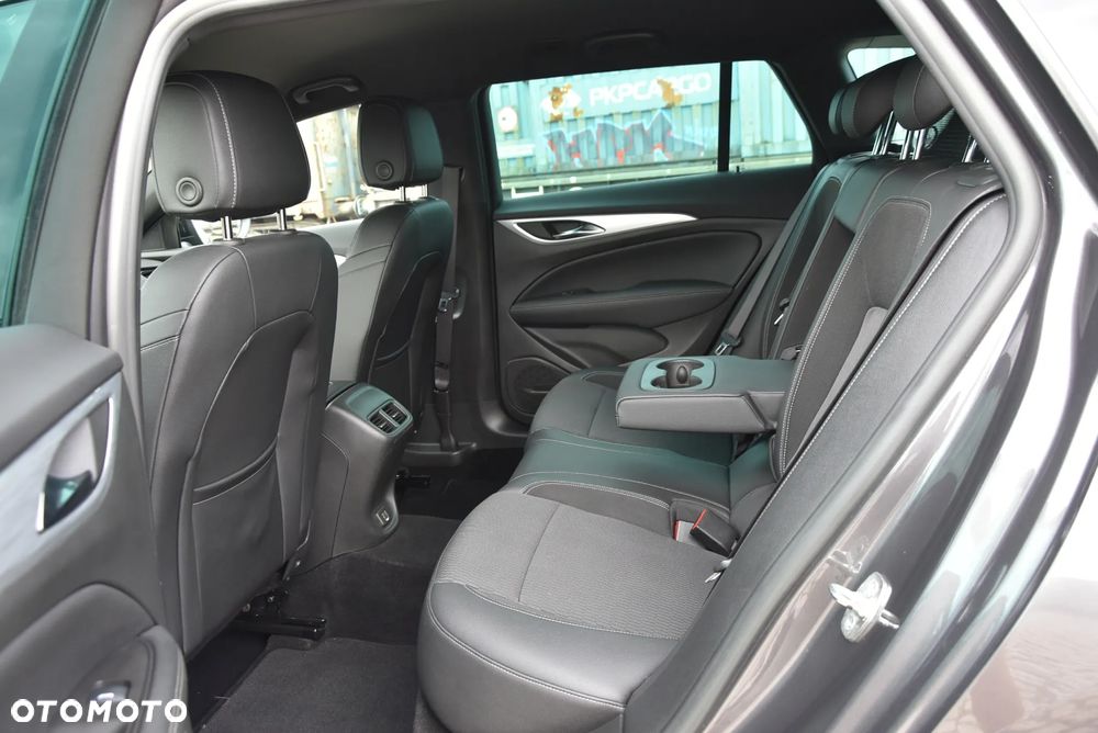 Opel Insignia 2.0 CDTI Business Elegance S&S - 12