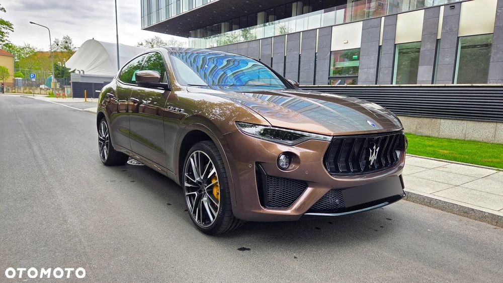 Maserati Levante GTS Q4 - 4