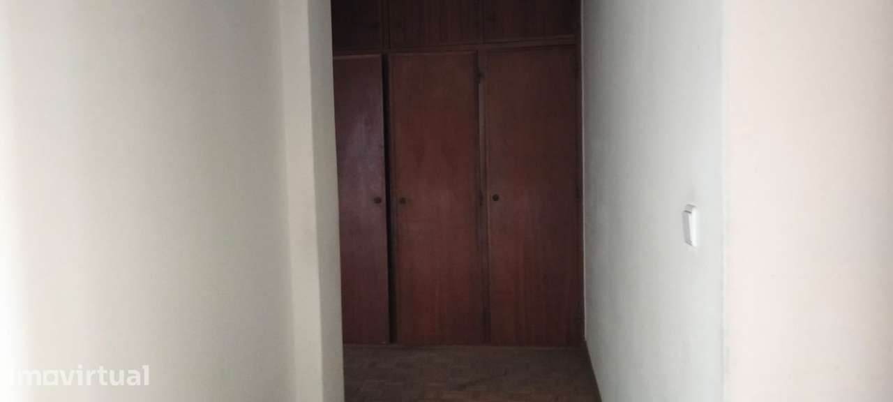 APARTAMENTO T2 para venda São João da Talha Vista Rio - Grande imagem: 4/9