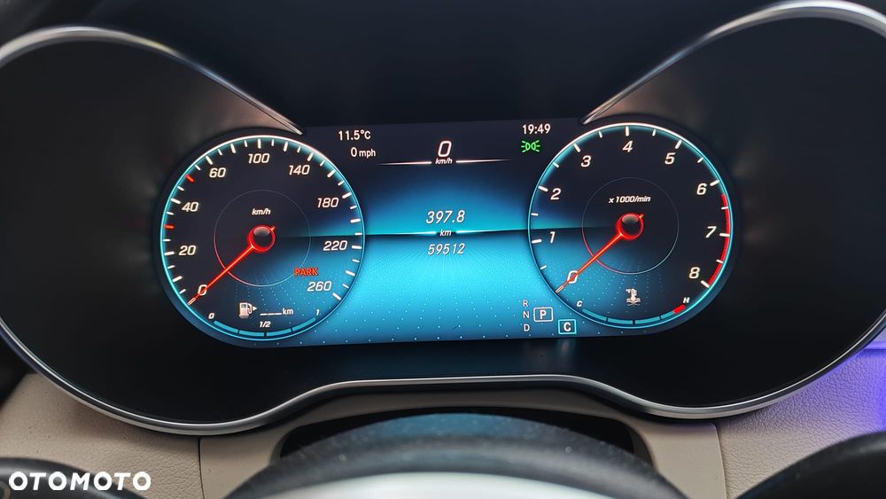 Mercedes-Benz Klasa C 300 4MATIC 9G-TRONIC - 24