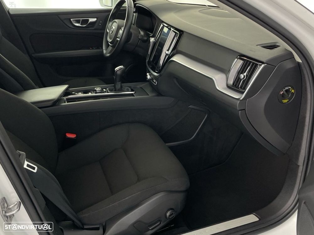 Volvo V60 2.0 D3 Inscription - 23