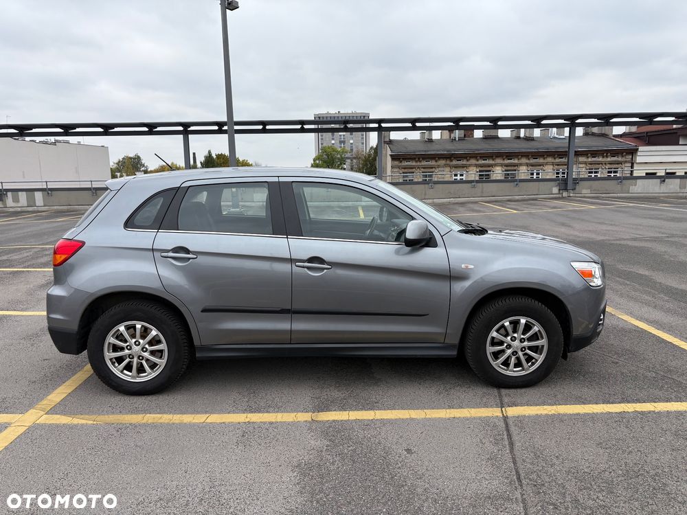 Mitsubishi ASX 1.8 DID Invite 4WD AS&G - 4