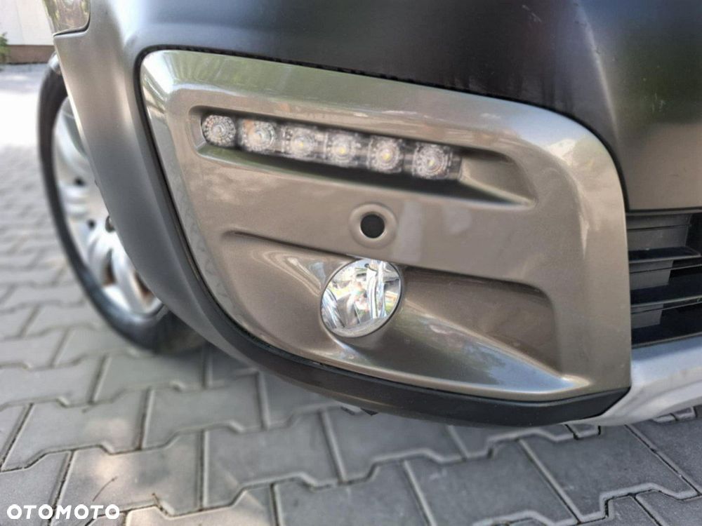Peugeot Partner - 8