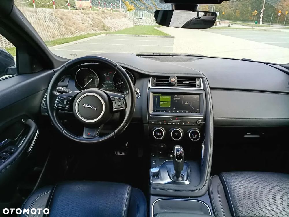 Jaguar E-Pace P200 AWD S - 13