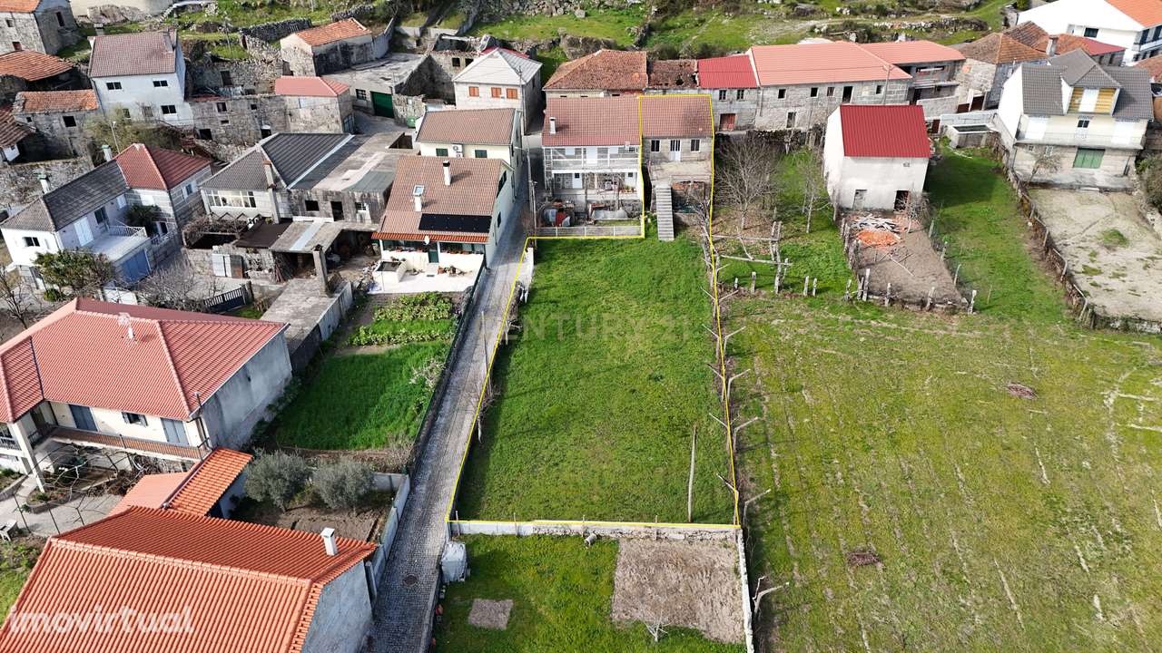 Moradia em pedra com terreno em Covelo - Sátão - Grande imagem: 2/14