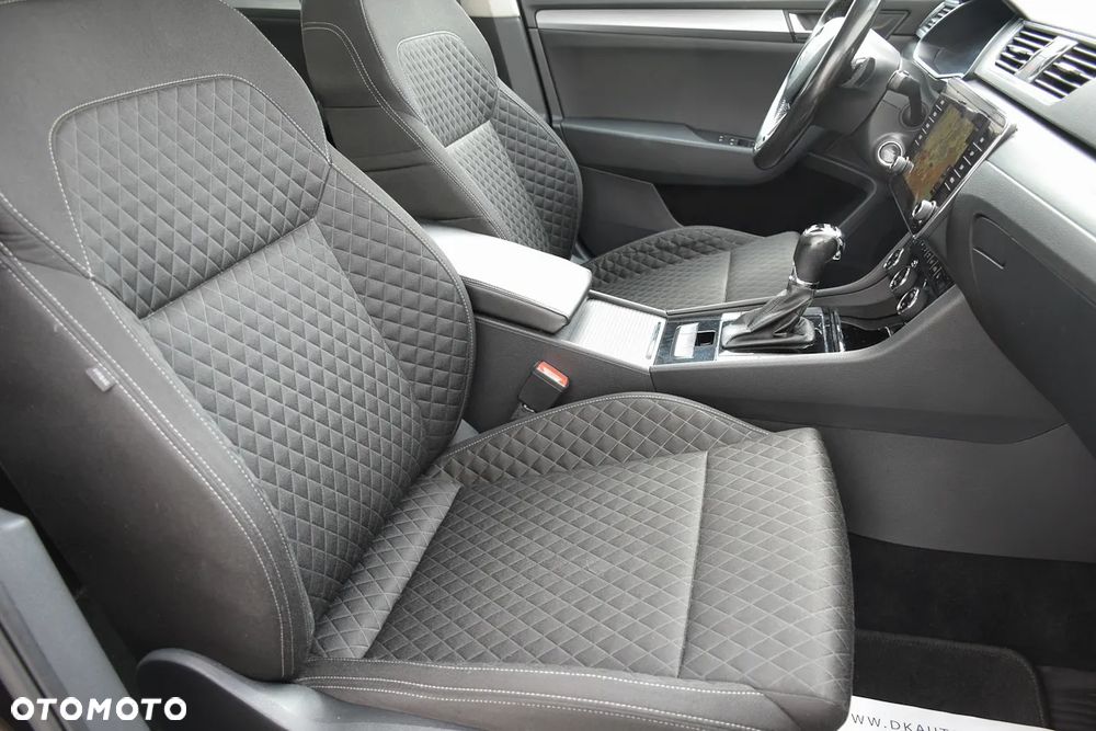 Skoda Superb 2.0 TDI 4x4 Style DSG - 26