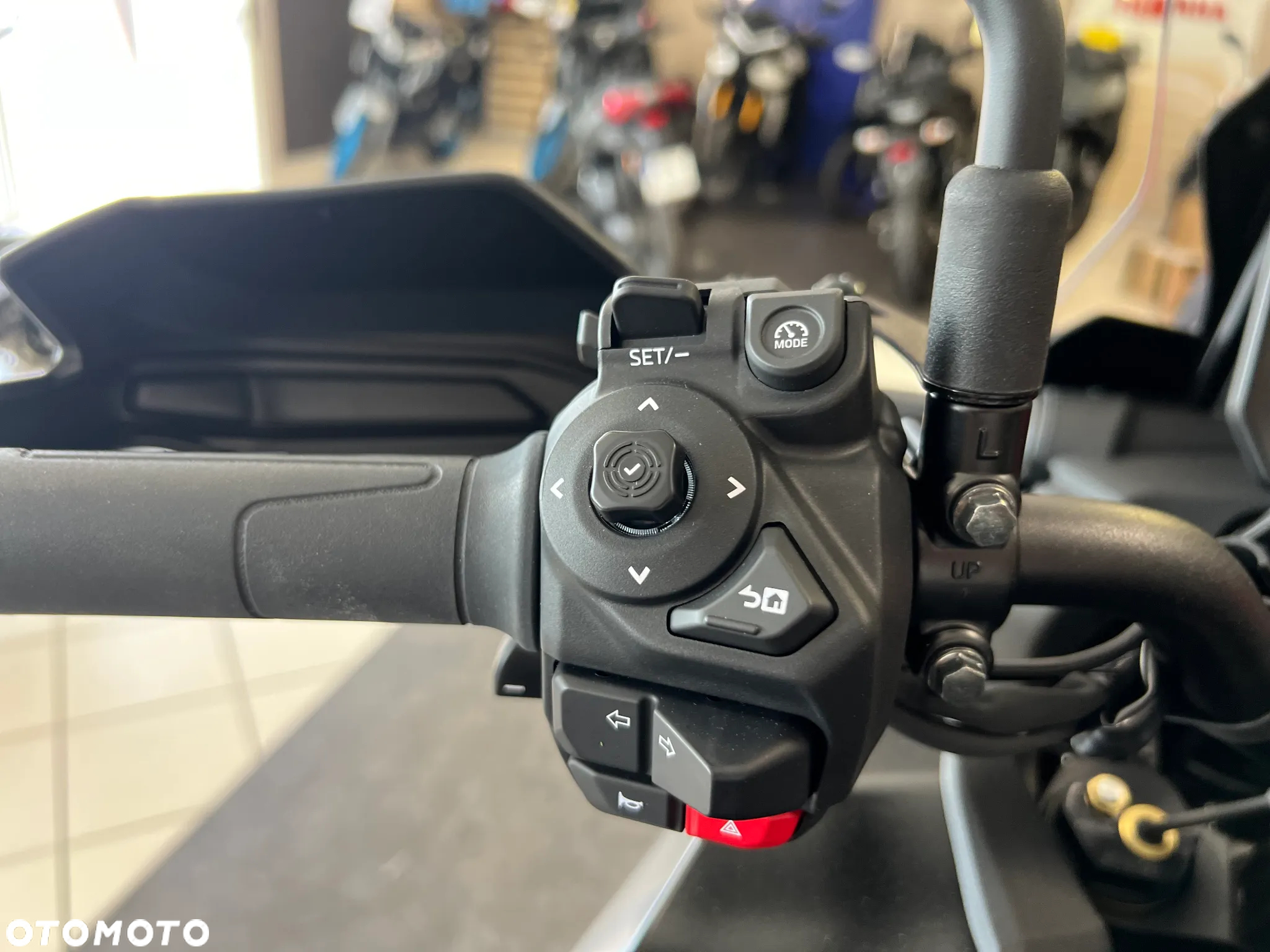 Yamaha Tracer - 19