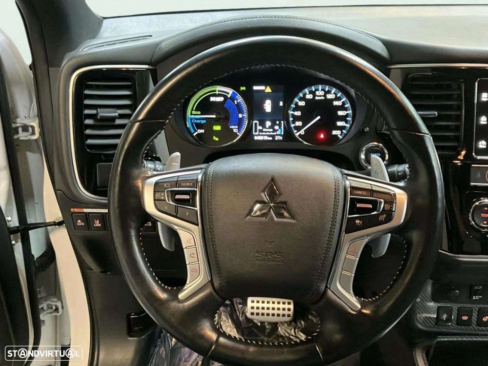 Mitsubishi Outlander 2.4 PHEV Instyle - 11