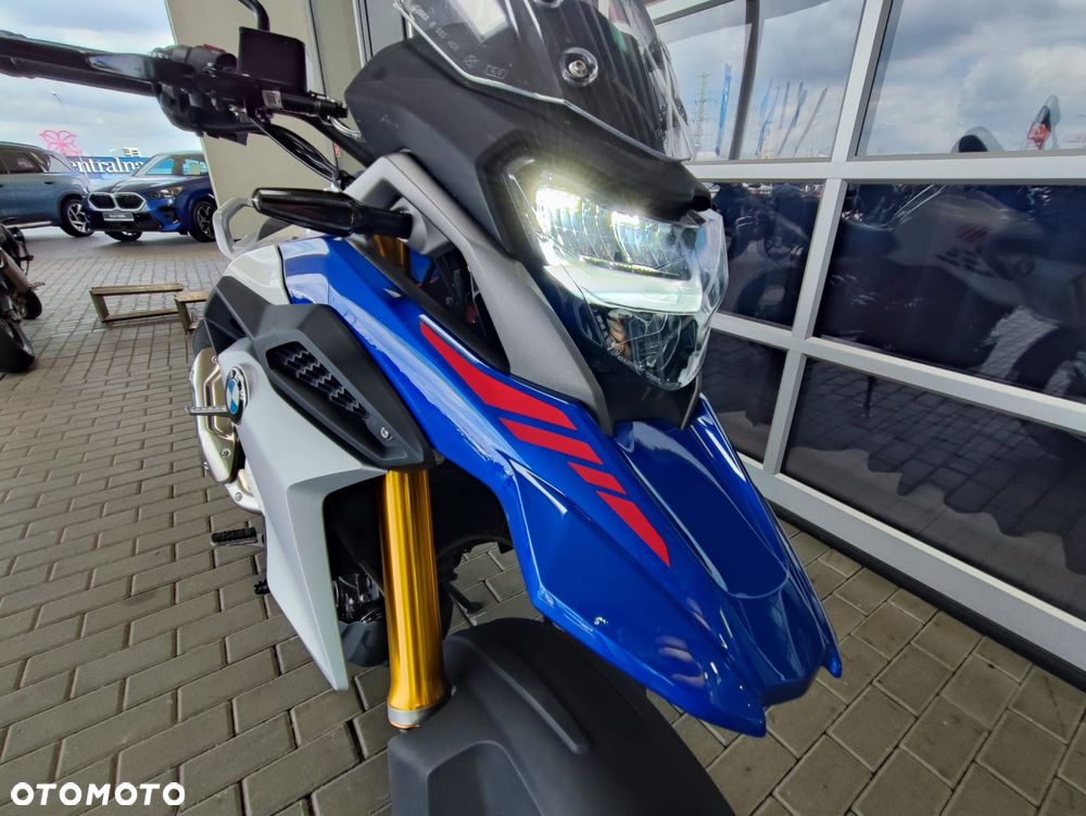 BMW G - 12