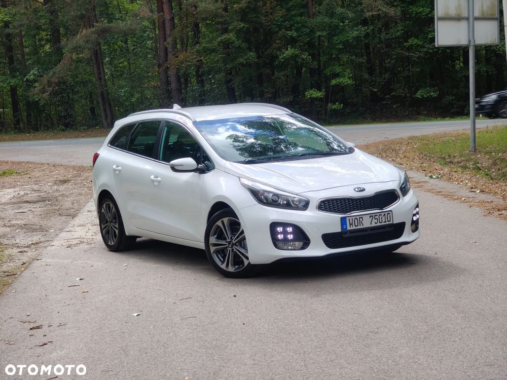 Kia Ceed - 1