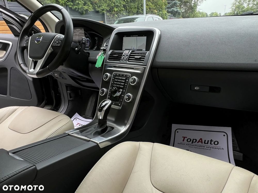 Volvo XC 60 D3 Geartronic Momentum - 17