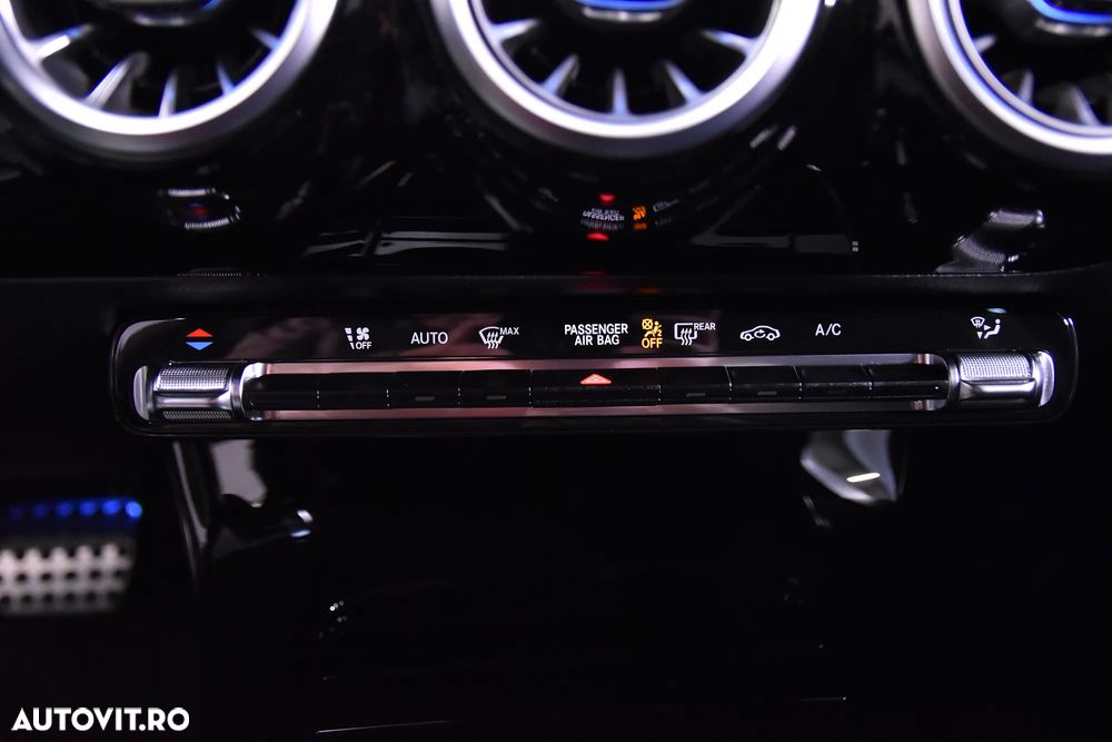 Mercedes-Benz CLA 250 4Matic 7G-DCT AMG Line - 19