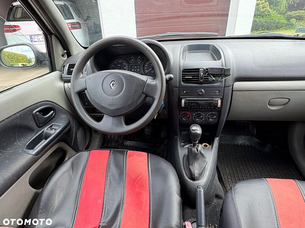 Renault Clio 1.2 Access - 16