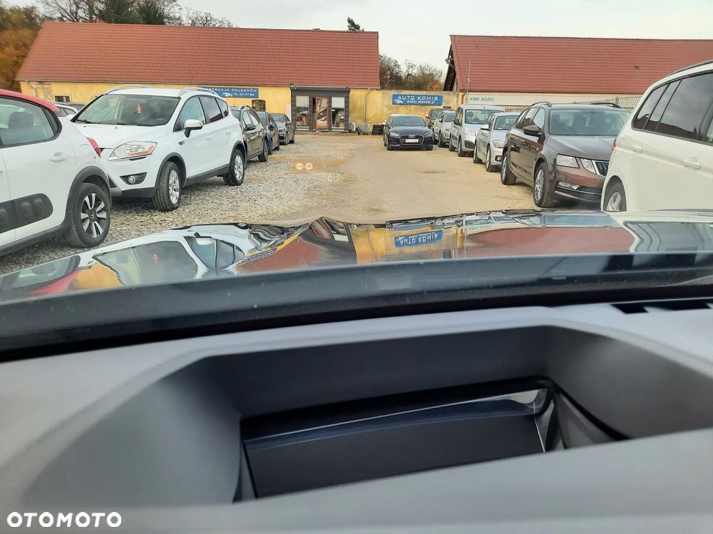 BMW Seria 7 730d xDrive - 32