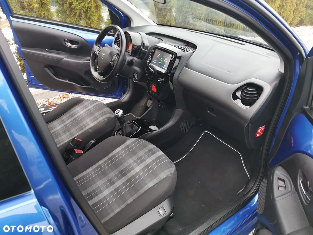 Peugeot 108 VTI 72 Top Style - 22