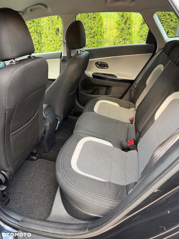 Kia Ceed - 17