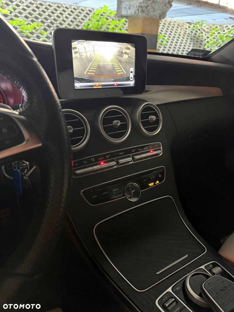 Mercedes-Benz Klasa C 200 4-Matic 7G-TRONIC - 17