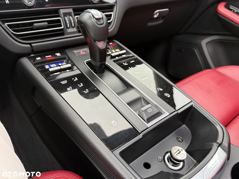 Porsche Macan PDK - 21