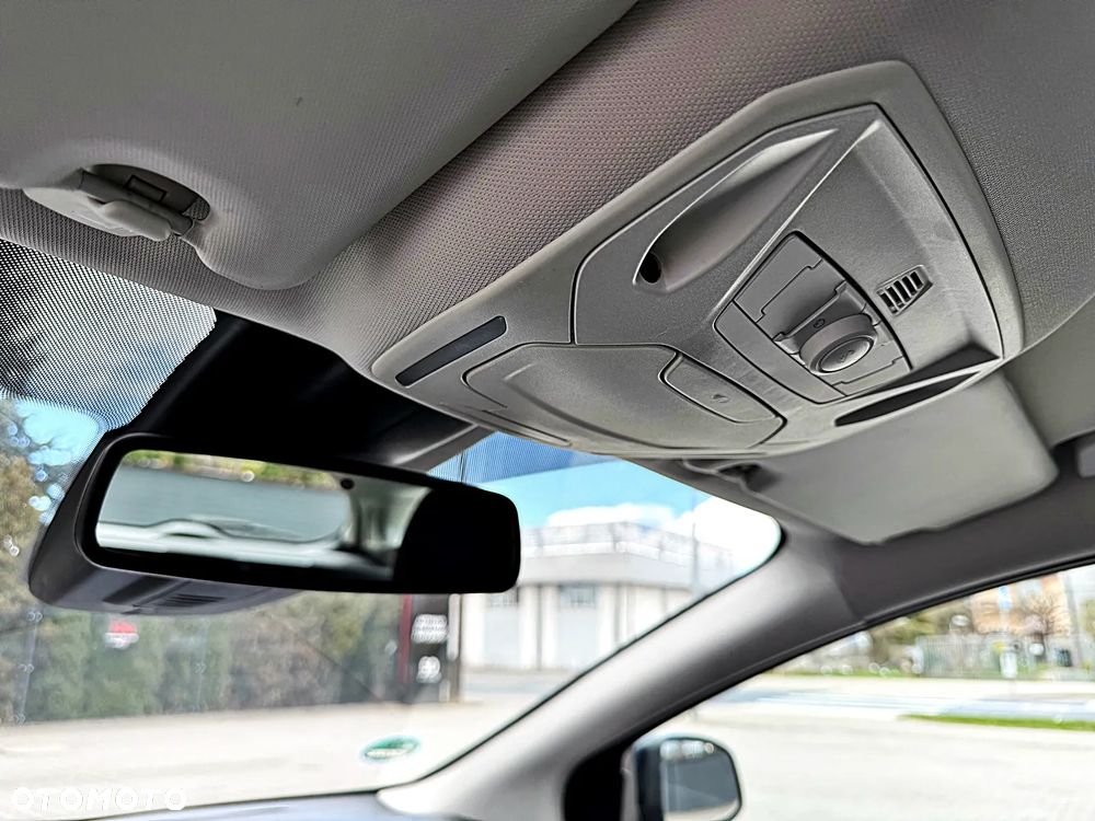 Ford Focus 1.6 TDCi DPF Start-Stopp-System Titanium - 25