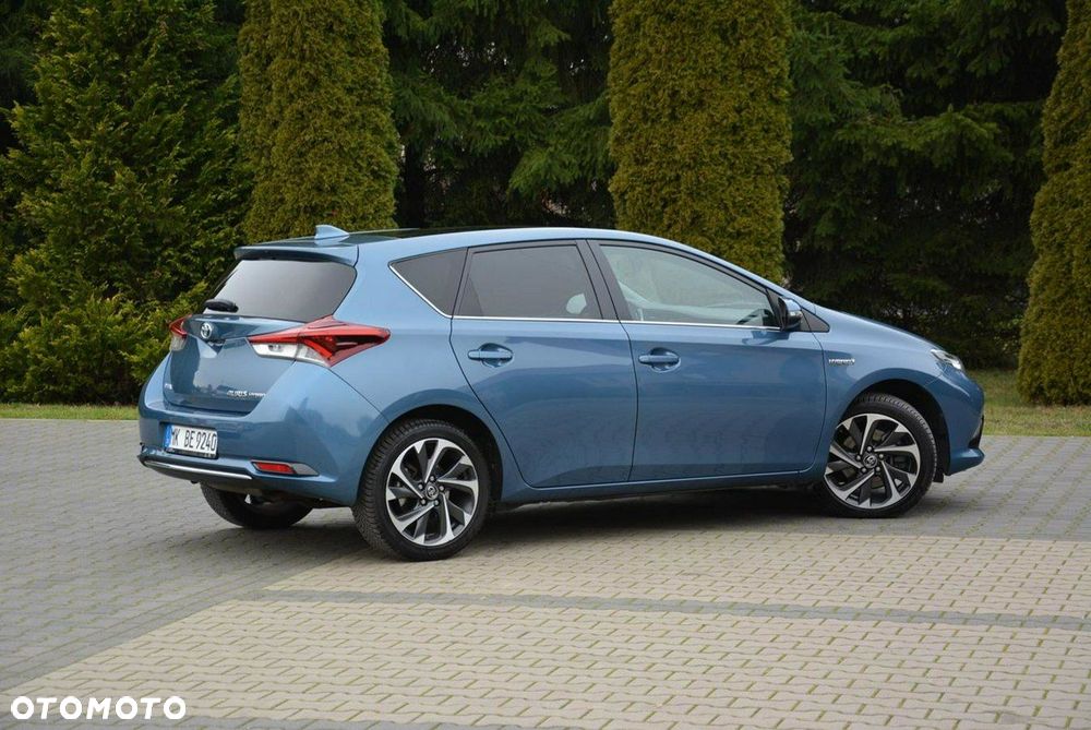 Toyota Auris Hybrid 135 Premium - 12