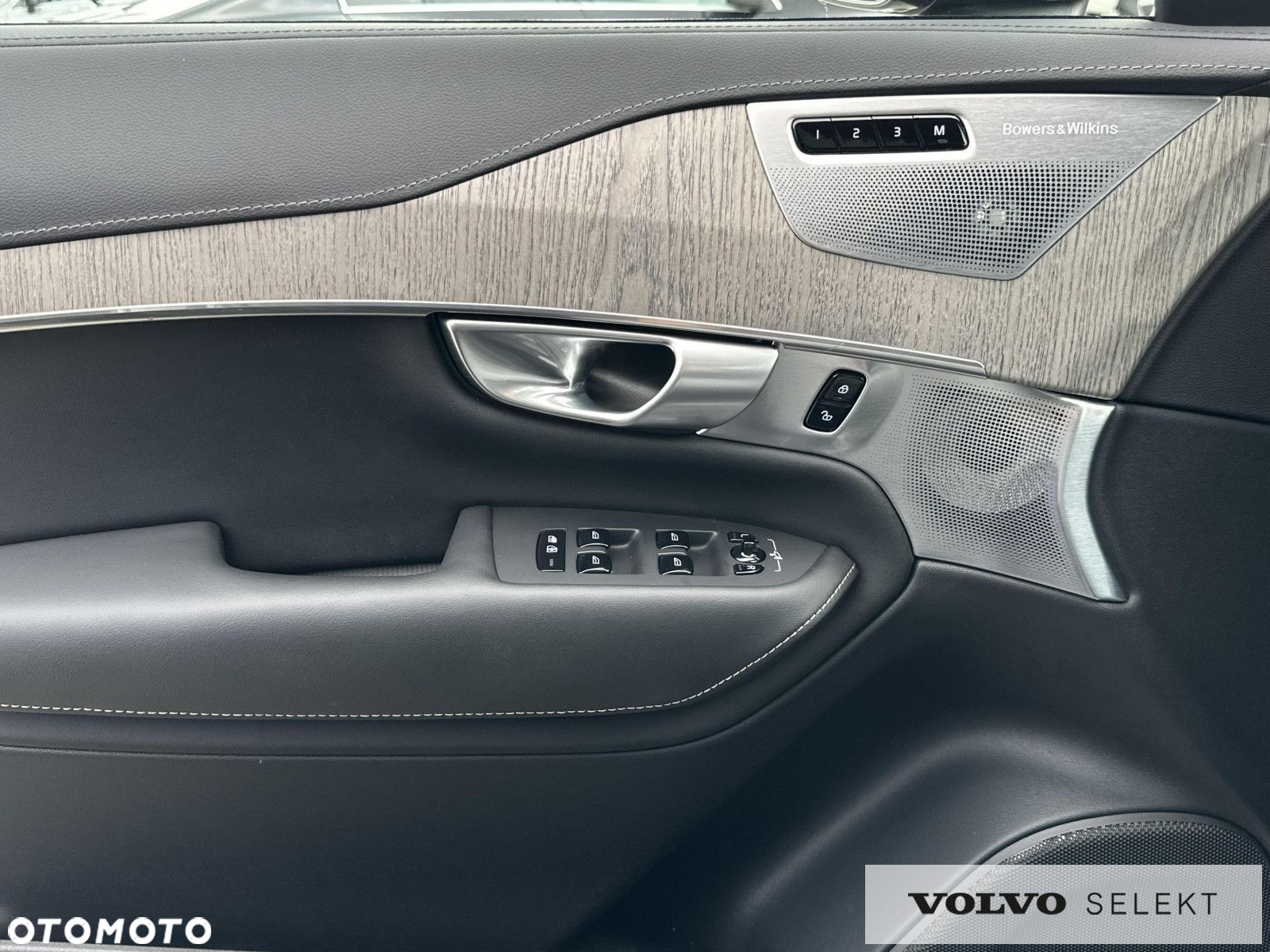 Volvo XC 90 - 32