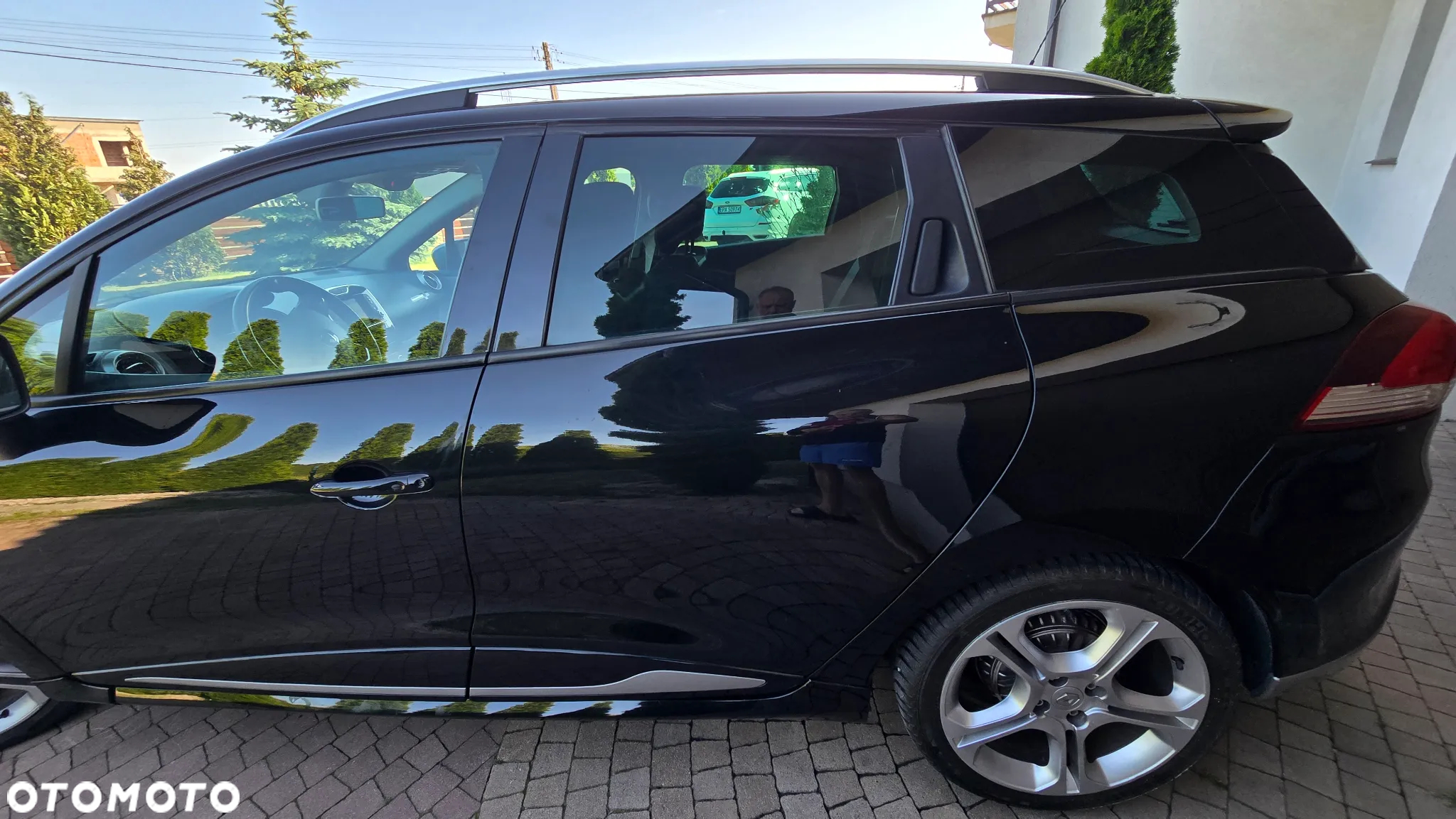 Renault Clio Grandtour TCe 120 EDC GT - 24