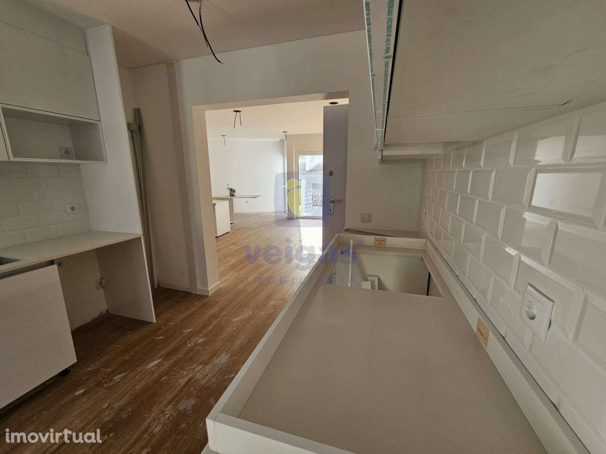 T2  Novo no Centro de  São Martinho do Porto - Grande imagem: 2/10