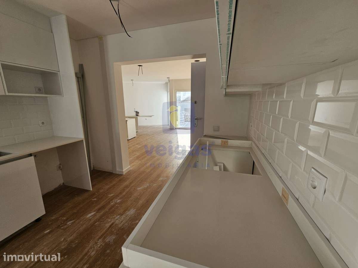 T2  Novo no Centro de  São Martinho do Porto - Grande imagem: 2/10