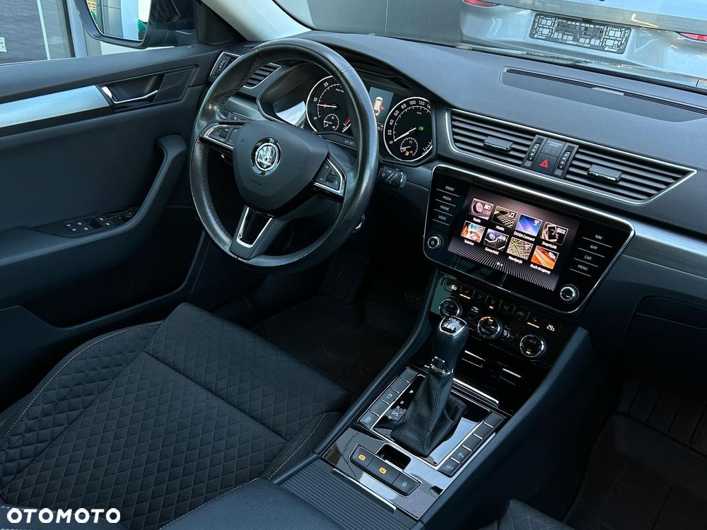 Skoda Superb 2.0 TDI 4x4 Style DSG - 17
