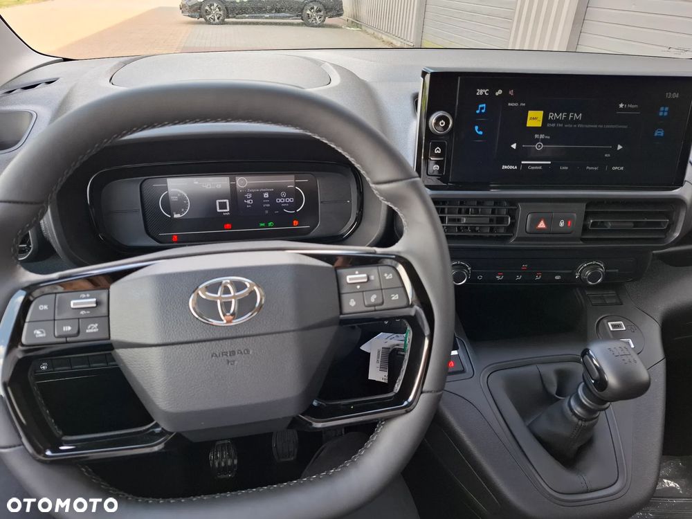 Toyota Proace City - 11