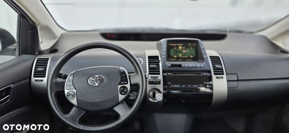 Toyota Prius 1.5 VVT-i Sol - 21