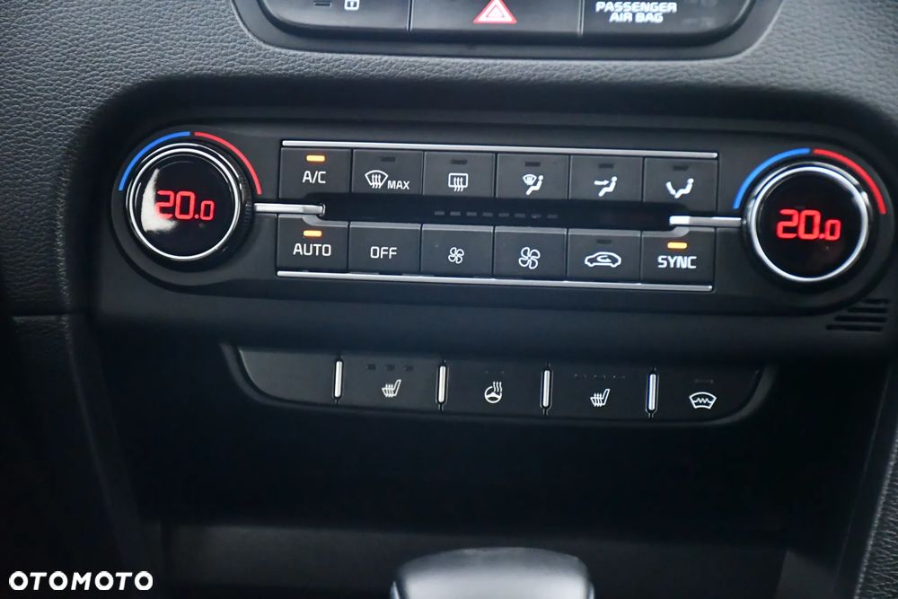 Kia Ceed 1.5 T-GDI L Business Line DCT - 31
