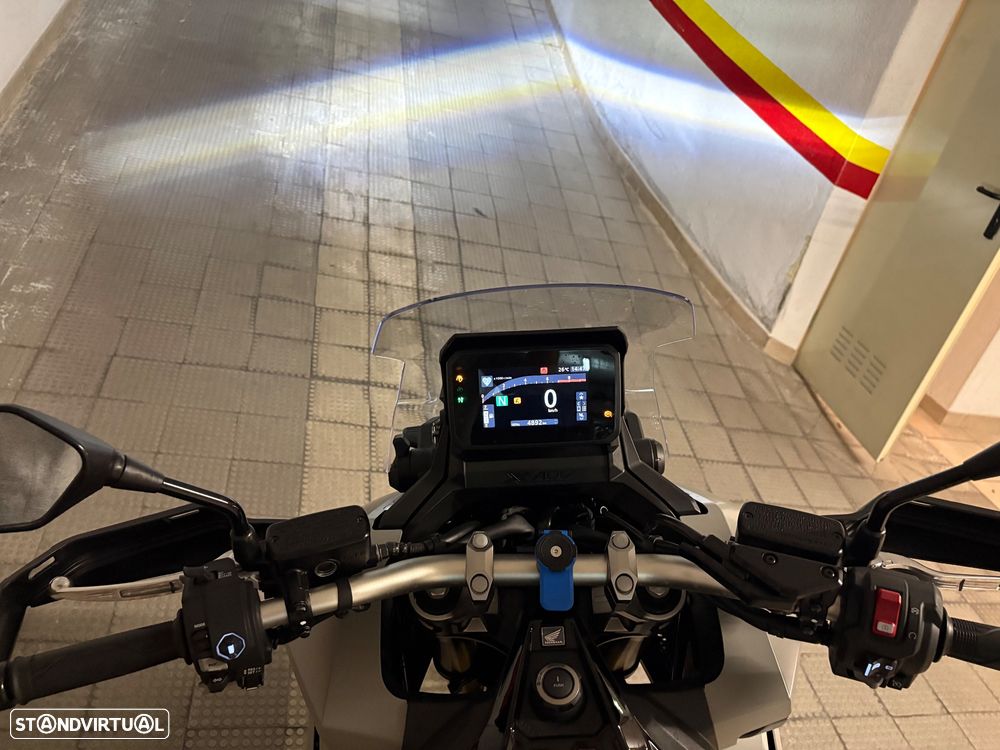 Honda X-ADV 750 - 4