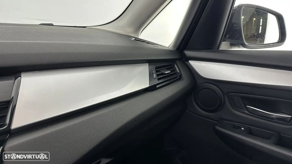 BMW 216 Active Tourer d Corporate Edition Business Edition - 39