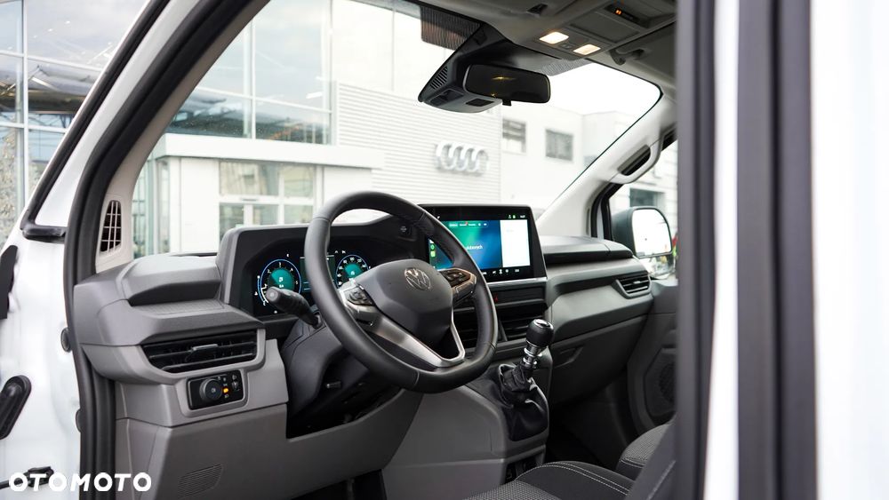 Volkswagen Caravelle 2.0 TDI L2 - 17